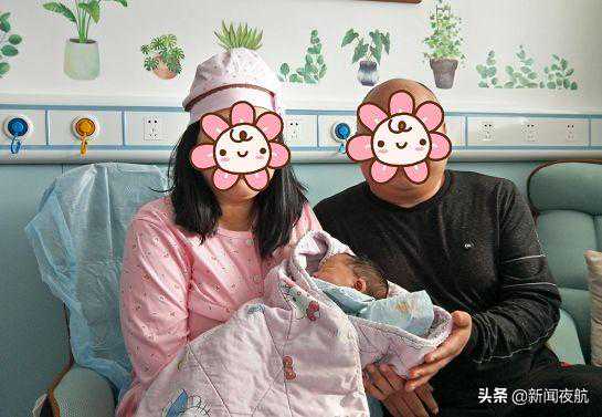 备孕十年没怀上，女子肚子疼去医院看病，医生竟说她快生了